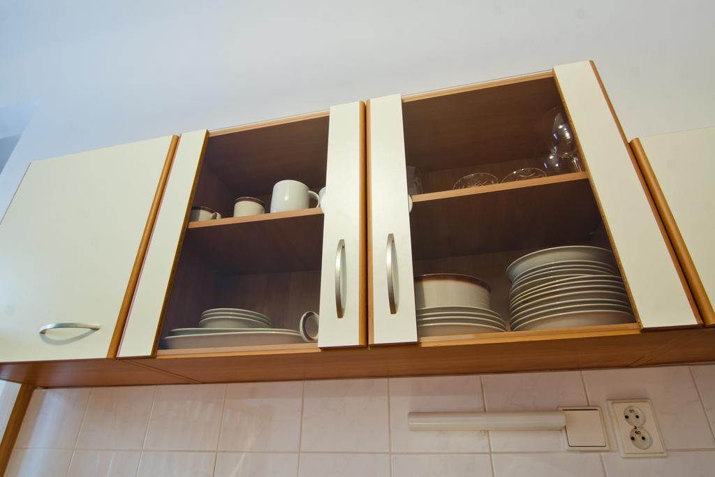 Penzion V Centru - Apartmány Smetanka Ceske Budejovice Bagian luar foto